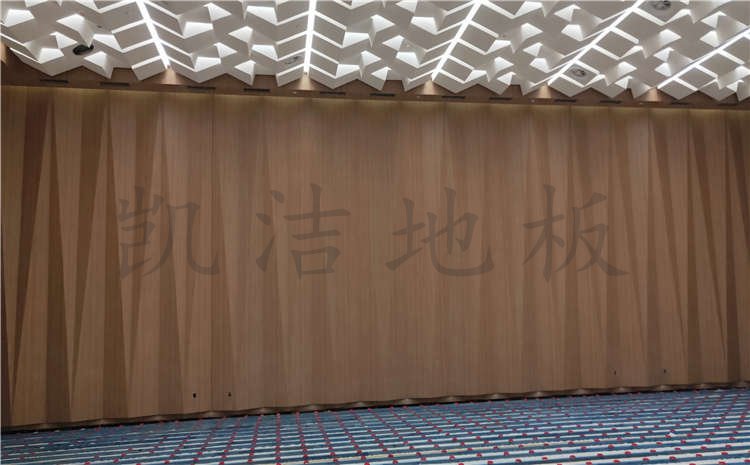 河北廊坊大劇院舞臺(tái)木地板項(xiàng)目圖片